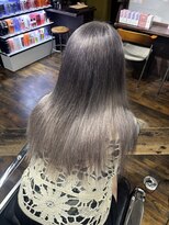 ガルボ ヘアー(garbo hair) ハイトーン ケアブリーチ グレージュ 10代 20代
