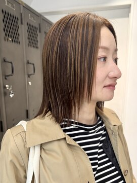 ナループロアツム(Nalu pu loa Tsum) ミディアムボブ/アンブレラカラー/切りっぱなしボブ