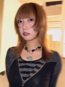 トナリ(tonari) ハッシュカット