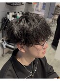 ニュアンスカット黒髪暗髪トレンドメンズヘア大人ショート
