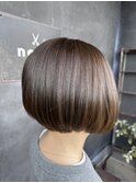ベージュカラーボブ