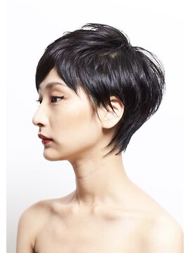 ヘア デザイン リスク(HAIR DESIGN RISK) 【RISK 高橋勇太】黒髪でシルエットが完璧な束感ベリーショート