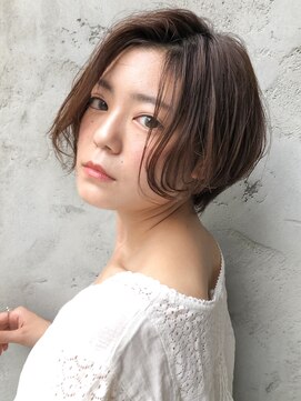 ミィ 表参道(mee.) 【mee.】 ショートボブ 前下がり センシュアルショート