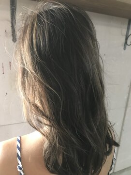 ロウイ 下北沢(LOAWe) #LOAWe guest style 「似合わせカット」