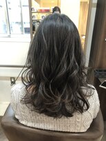 アプシー 三田駅前店(Apsee)&nbsp;オリーブグレー系カラー