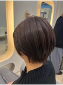 ショートボブカット