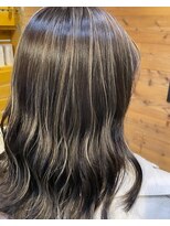 ネスタ ヘアー グラウンド(NESTA hair ground)&nbsp;コントラストハイライトデザインカラー