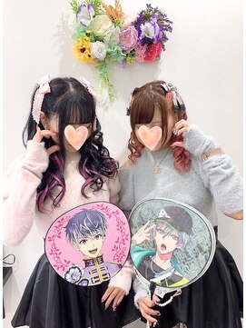 ベルグロー 北新地上通り店(BELLEGROW) 【最強の双子コーデ】ツイン巻きおろし｜大阪梅田