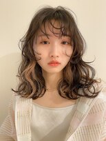 エン(en,)&nbsp;インナーカラー/レイヤーカット/波ウェーブ