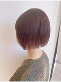 ぱつっとボブ × ピンクベージュ