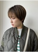 ショートヘア／グレージュ