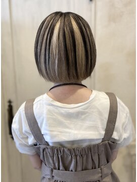 ヘアーリゾートガーデン 南林間店(Hair Resort Garden) デザインカラー/ホワイトグレージュのアンブレラ