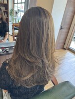 ヘアーズ マーブル(hairs MARBLE)&nbsp;艶髪/レイヤー/ハッシュカット/血色感