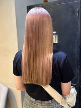 ロイ(Roy)の写真/【明石駅徒歩5分】豊富なカラーメニューでトレンドを押さえたスタイルへ☆カラーで立体感×透明感を実現◎