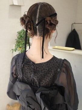 お呼ばれアレンジ ツインお団子 結婚式 リボン【鹿児島中央駅】