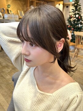 結んでも可愛い顔周りカット小顔ヘアサイドバングおくれ毛