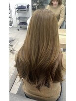 エラ(Ella)&nbsp;髪質改善×ミルクティーベージュ艶カラー