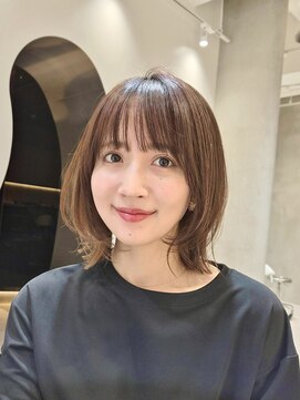 ソワネ 表参道(soigne) 表参道艶髪ミディアムボブ髪質改善カラーアッシュグレー30代