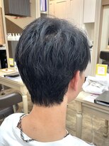 アルターリール(aL ter Rire)&nbsp;MEN’S HAIR/サーフカール/刈り上げセンターパート/中村