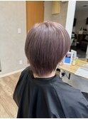 ピンクグレージュ