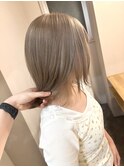 ミルクティーグレージュ