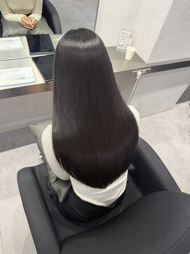 ナンバー ジェミカ 札幌(N° jemica) 髪質改善ストレートでうるサラヘアに