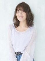 プレイアンドコー 日立店(pLAy&co) 抜け感たっぷり外ハネミディアム