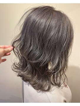 トリート 西船橋店(TREAT) アッシュグレー_西船橋/西船橋駅