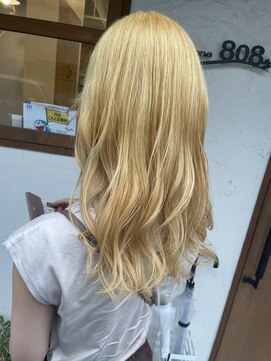 ヘアーゾーン ハチマルハチ 登戸駅前店(Hair Zone 808) 抜きっぱなしブリーチ