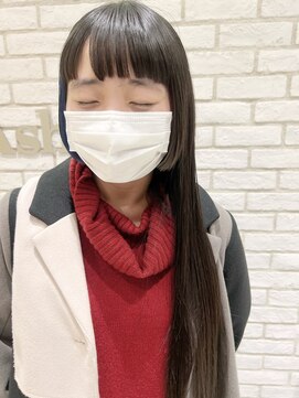 アッシュ 十日市場店(Ash) パッツンロング