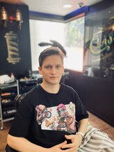 Q:自分でセットした時にヘアスタイルを再現できるか不安です...#ビールが飲める<理容室>#メンズ