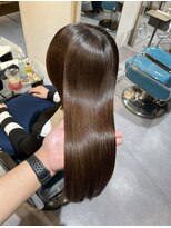 リラエ(Lyrae)&nbsp;縮毛矯正/髪質改善/美髪カラー/トリートメント【大阪/西梅田】