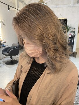 プルメリアドット(Plumeria.) ベージュ