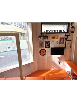 【武蔵新城駅徒歩4分】キッズスペース有◎お子様連れも大歓迎！毎日忙しい女性のキレイを全力サポート＊