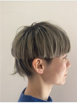 ヘアーアンドメイクアップモパ ショートヘア