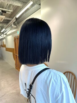 ニール シトロン 名古屋 伏見 丸の内(NEELU citron) 【Neeluscuro_take】ボブ×ネイビーカラー