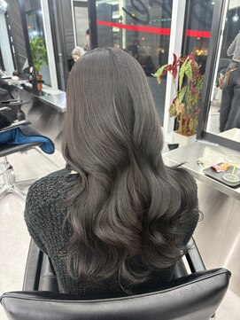 アルドーレフィエロ シンサイバシ(Ardore fiero shinsaibashi) ブリーチ無しでできるアッシュグレー♪10代20代30代