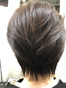 フラッパー(FLAPPER) ショートボブ 白髪ぼかし