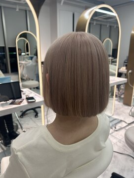 ロンドルピナス 小倉(Lond Lupinus) 縮毛矯正・ストレート/くびれヘア/ハイライトカラー/北九州/小倉