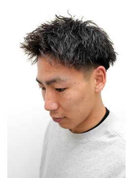 カーウォッシュバーバー(CARWASH BARBER) メンズカットアップバングツーブロックスパイキーショート0106