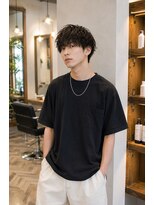 MEN's Baguz MEN'Sカット/ MEN'Sパーマ/ MEN'Sカラー 濡れ感無造作カール×束感メンズマッシュ韓国風パーマヘア
