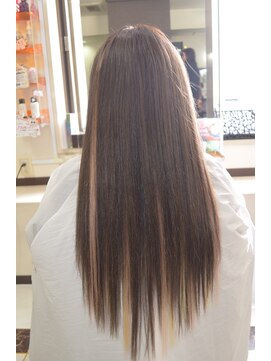 メルシー 大阪梅田店 二色のメッシュ