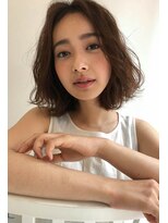 リステート(R-est-aer-T)&nbsp;【リステート名古屋千種】ゆるめな質感のセンターパートボブ