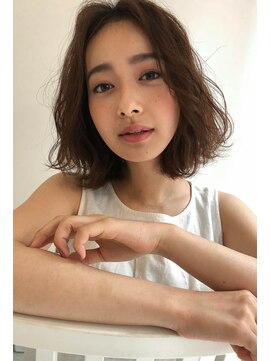 リステート(R-est-aer-T) 【リステート名古屋千種】ゆるめな質感のセンターパートボブ