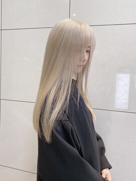 ジゼル(gisele) ホワイトベージュ