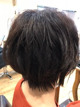 ビューティースペースラルジュヘアー(Beauty Space Large hair) ショートボブ