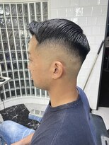 メリケンバーバーショップ フクオカ(MERICAN BARBERSHOP FUK)&nbsp;かき上げヘアショートレイアーくせ毛風パーマコンマヘア44