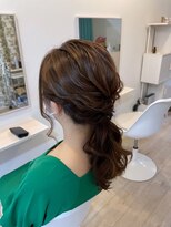 シュエット(Chouette)&nbsp;ローポニー/ポニーアレンジ/お呼ばれ/結婚式/二次会