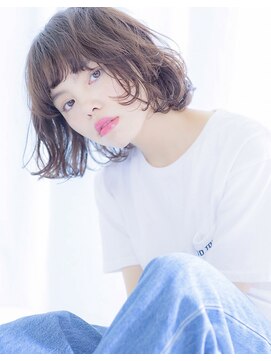 シイカ(sika.) ナチュラル楽ボブ。柔らかなパーマヘア