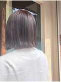 くすみグレージュ/ニュアンスカラー切りっぱなしボブ/外ハネボブ